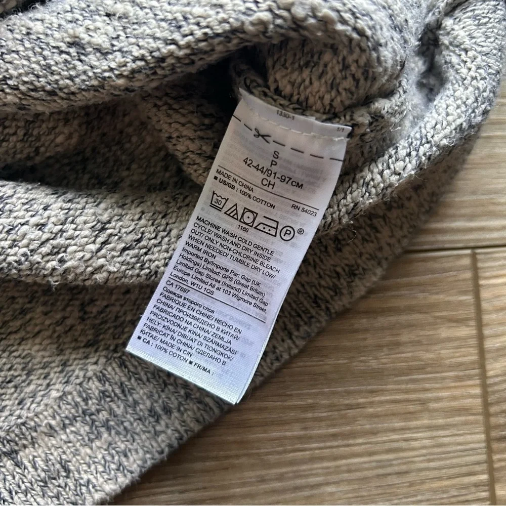 Banana Republic | Heritage Collection Heavyweight Hoodie in Heather Grey (Small)